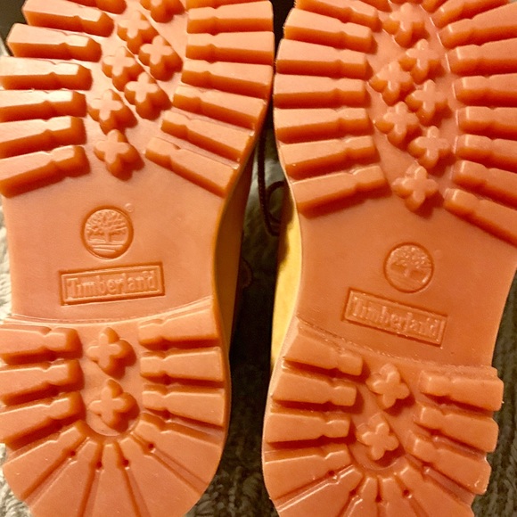 Timberland Boots Size 9 Toddler - Picture 3 of 5